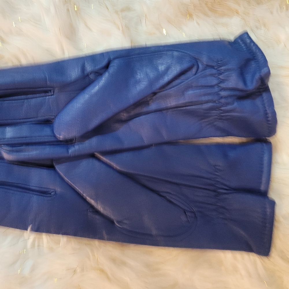 Gloves
